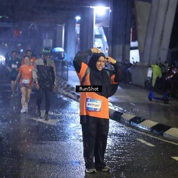 Runner Photo 7915810