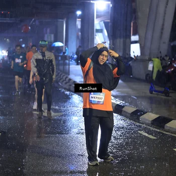 Runner Photo 7915831