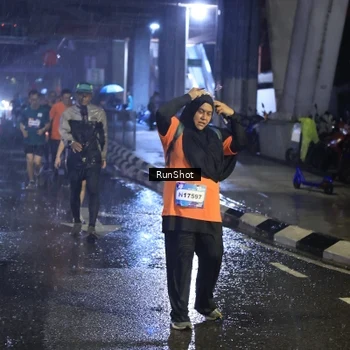 Runner Photo 7915836
