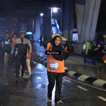 Runner Photo 7915838