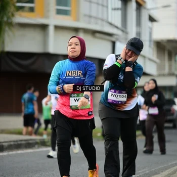Runner Photo 7915843