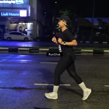 Runner Photo 7915848
