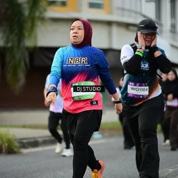 Runner Photo 7915855