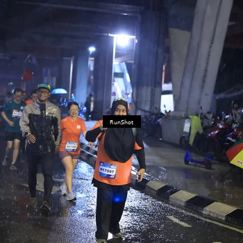 Runner Photo 7915857