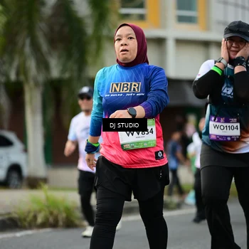 Runner Photo 7915875