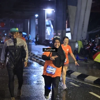 Runner Photo 7915876