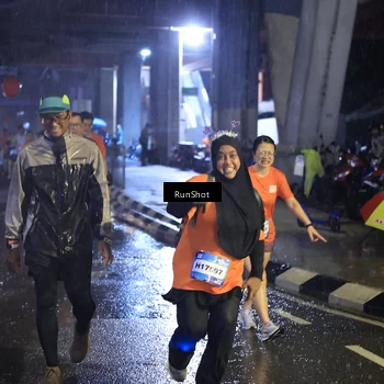 Runner Photo 7915878