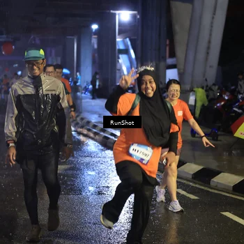 Runner Photo 7915881