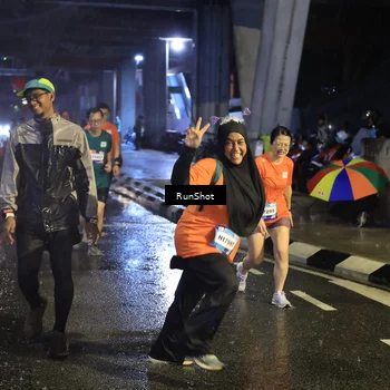 Runner Photo 7915911