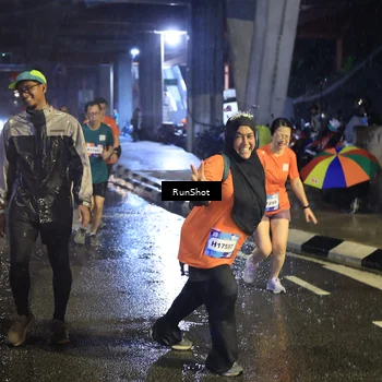 Runner Photo 7915916