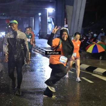 Runner Photo 7915920