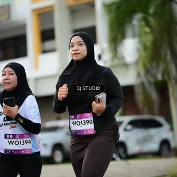 Runner Photo 7915942