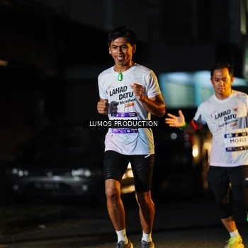 Runner Photo 7915955