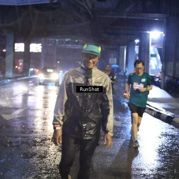 Runner Photo 7915962