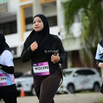 Runner Photo 7915980