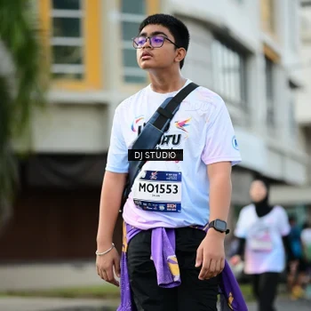 Runner Photo 7915994