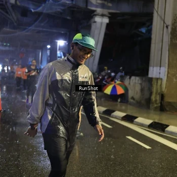 Runner Photo 7915995
