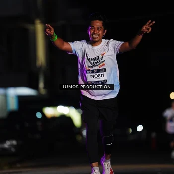 Runner Photo 7915996