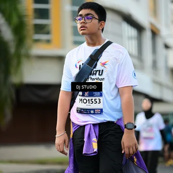 Runner Photo 7916003