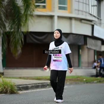 Runner Photo 7916023