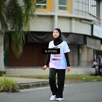 Runner Photo 7916027