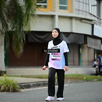 Runner Photo 7916028