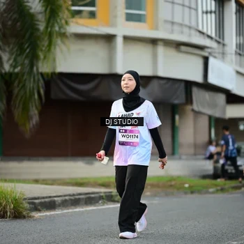 Runner Photo 7916032