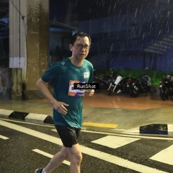 Runner Photo 7916061