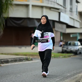 Runner Photo 7916065