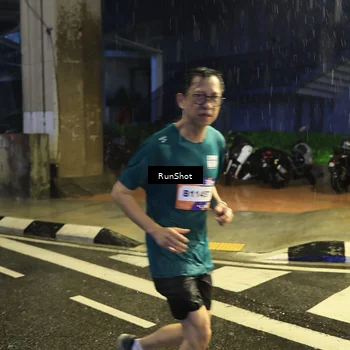 Runner Photo 7916066