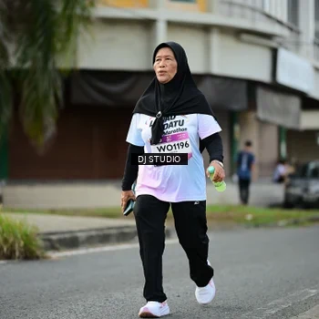 Runner Photo 7916073