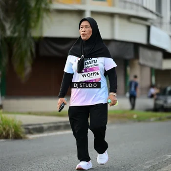 Runner Photo 7916078