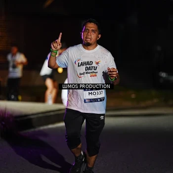Runner Photo 7916085