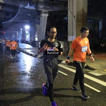 Runner Photo 7916093