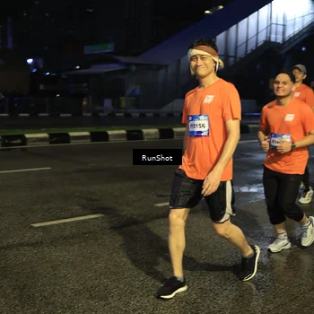 Runner Photo 7916097