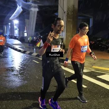 Runner Photo 7916110