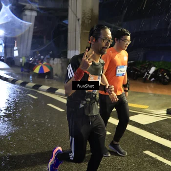 Runner Photo 7916118