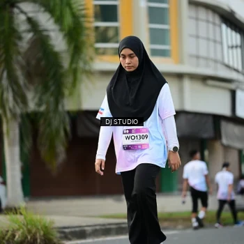Runner Photo 7916125