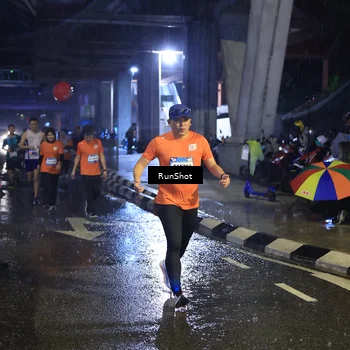 Runner Photo 7916145