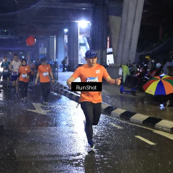 Runner Photo 7916148