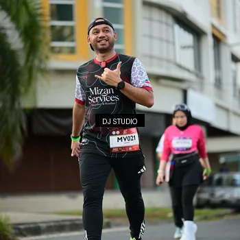 Runner Photo 7916155