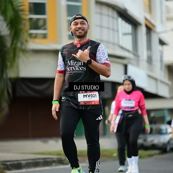 Runner Photo 7916157