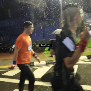 Runner Photo 7916159
