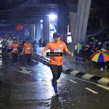 Runner Photo 7916176