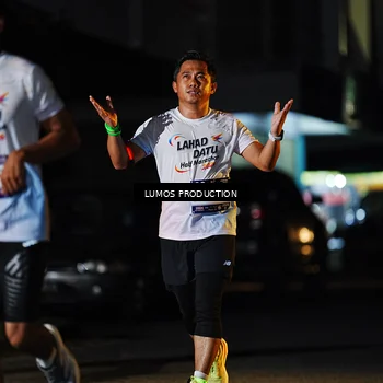 Runner Photo 7916178