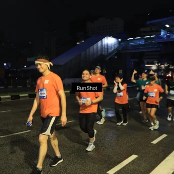 Runner Photo 7916199