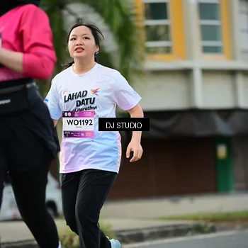 Runner Photo 7916201