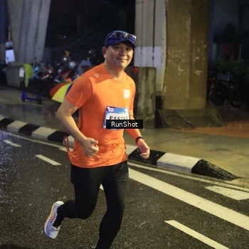 Runner Photo 7916205