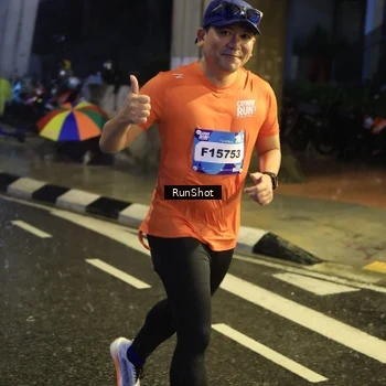 Runner Photo 7916208