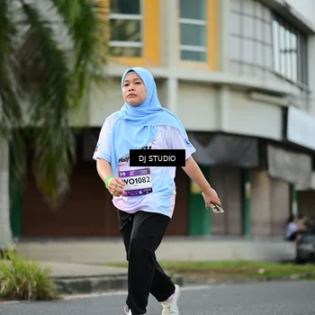 Runner Photo 7916217